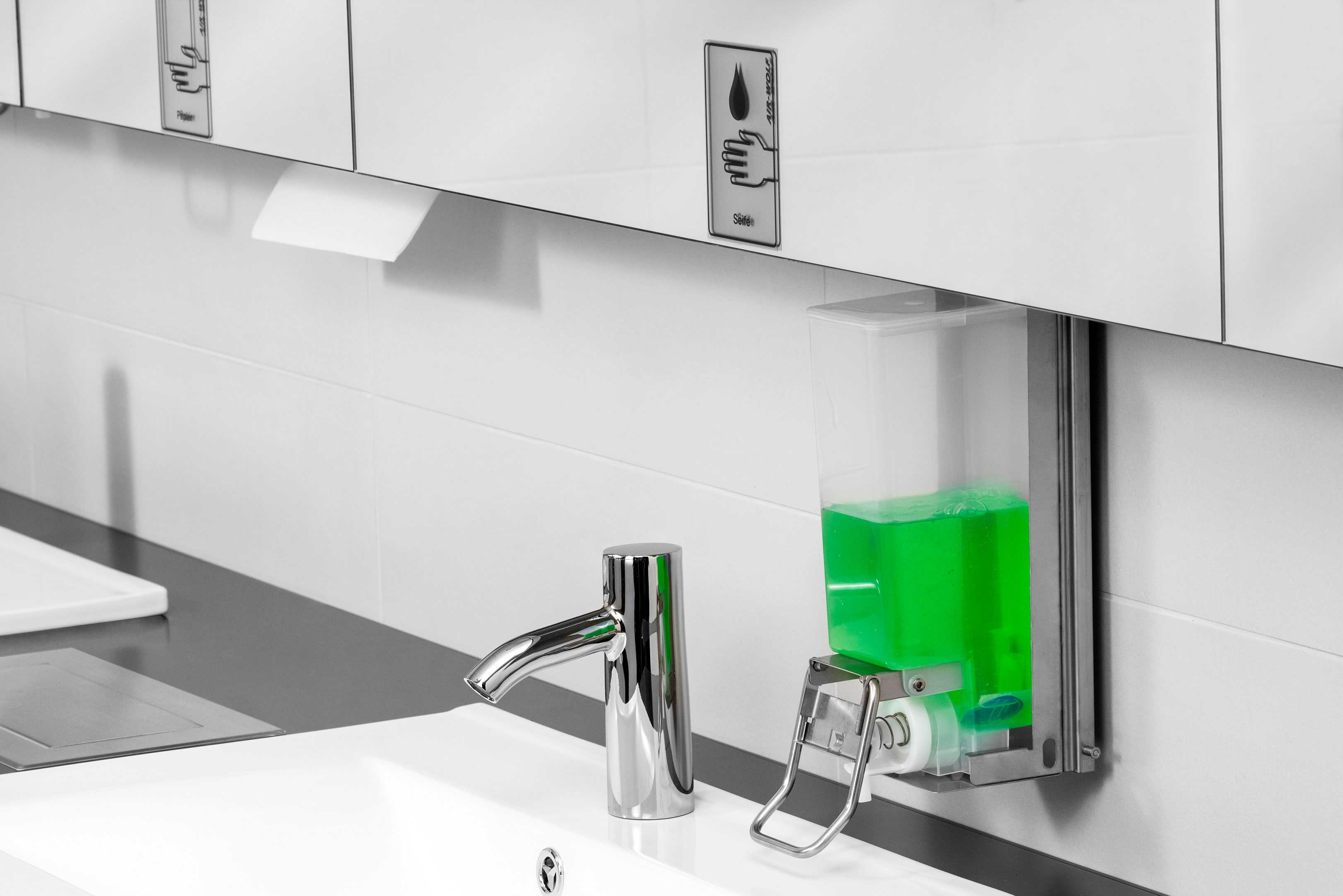 Sinken, Waschbeckenhahn, Sinken, Waschbeckenhahn